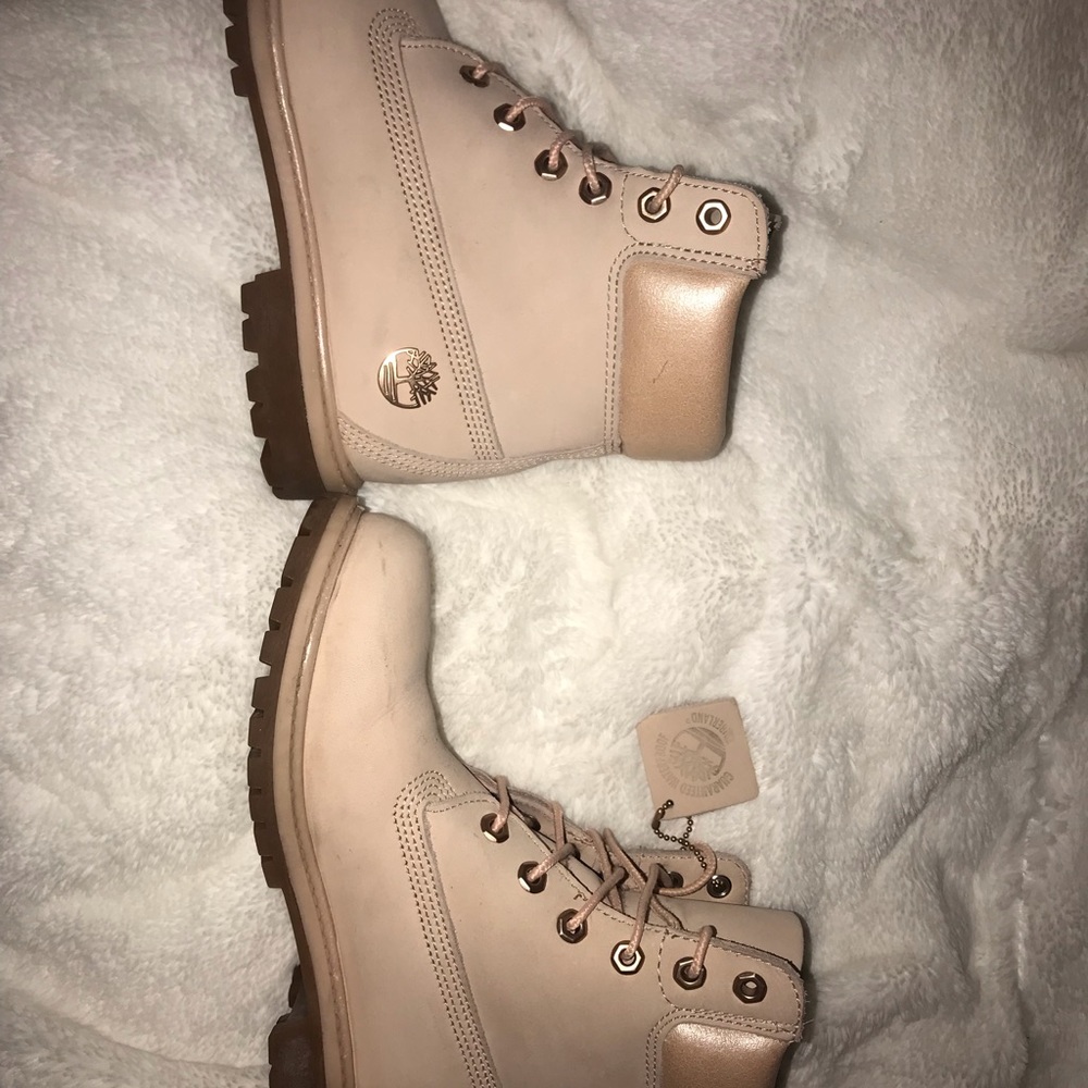 Timberlands - Picture 3 of 3